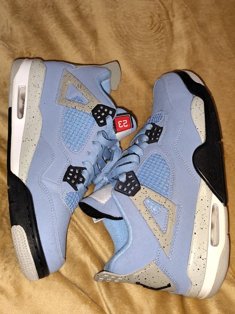 Air Jordan 4 Retro Blue (CT8527-400), Size 8.5